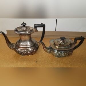 Set of 2 Cheltenham and Company Sheffield England Silver Serving Pots
